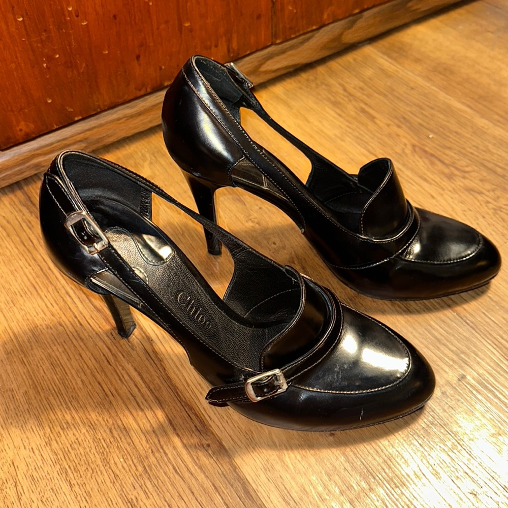 Black Chloe cutout stilleto pump made in Italy